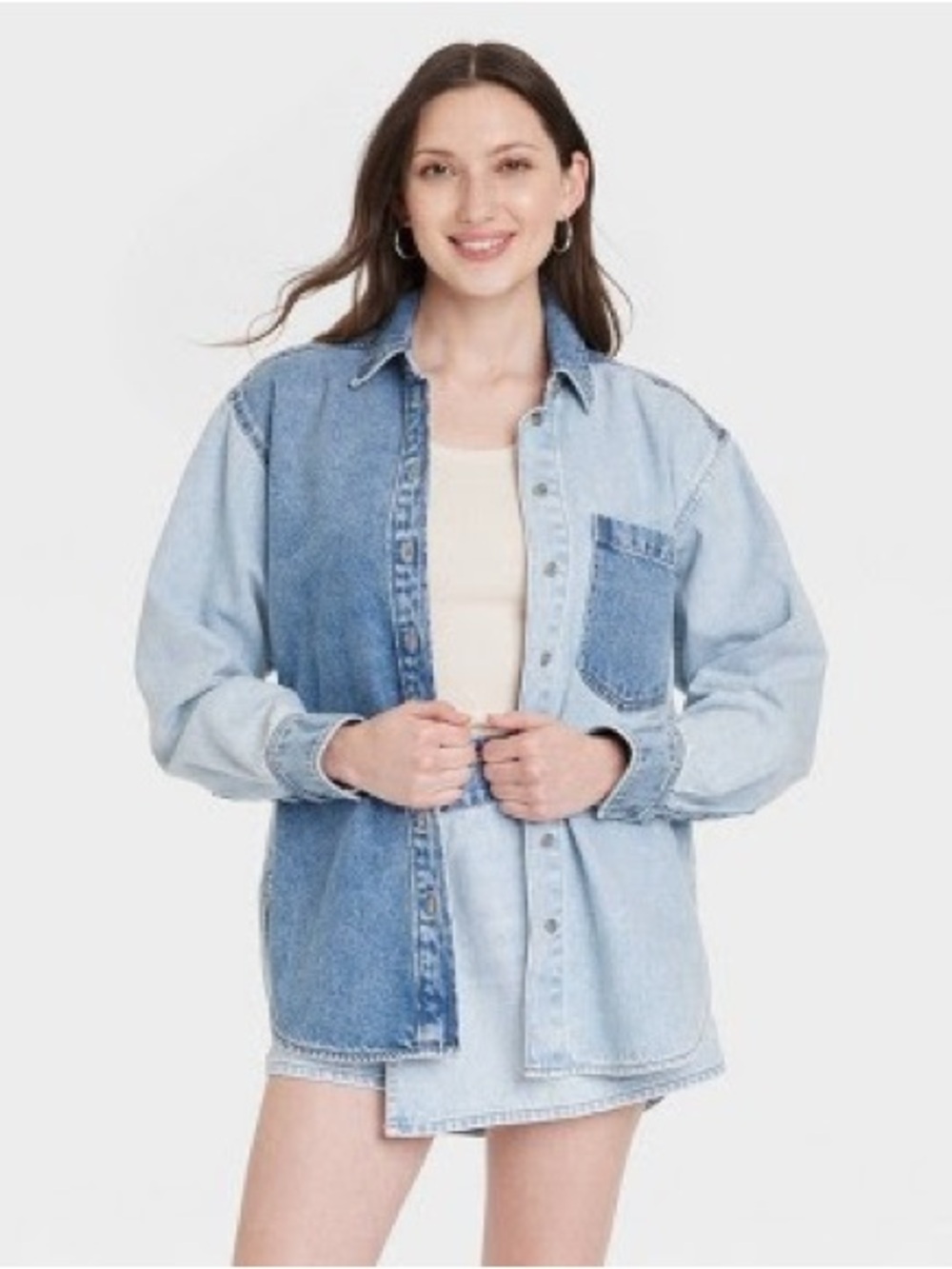 Universal Thread Women’s Long Sleeve Two Tone Oversized Boyfriend Denim Shirt